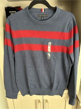 NWT Tommy Hilfiger Men’s Blue Crewneck Sweater with Red Stripes